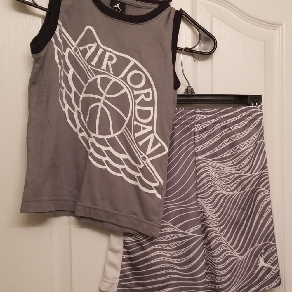 Outfit
